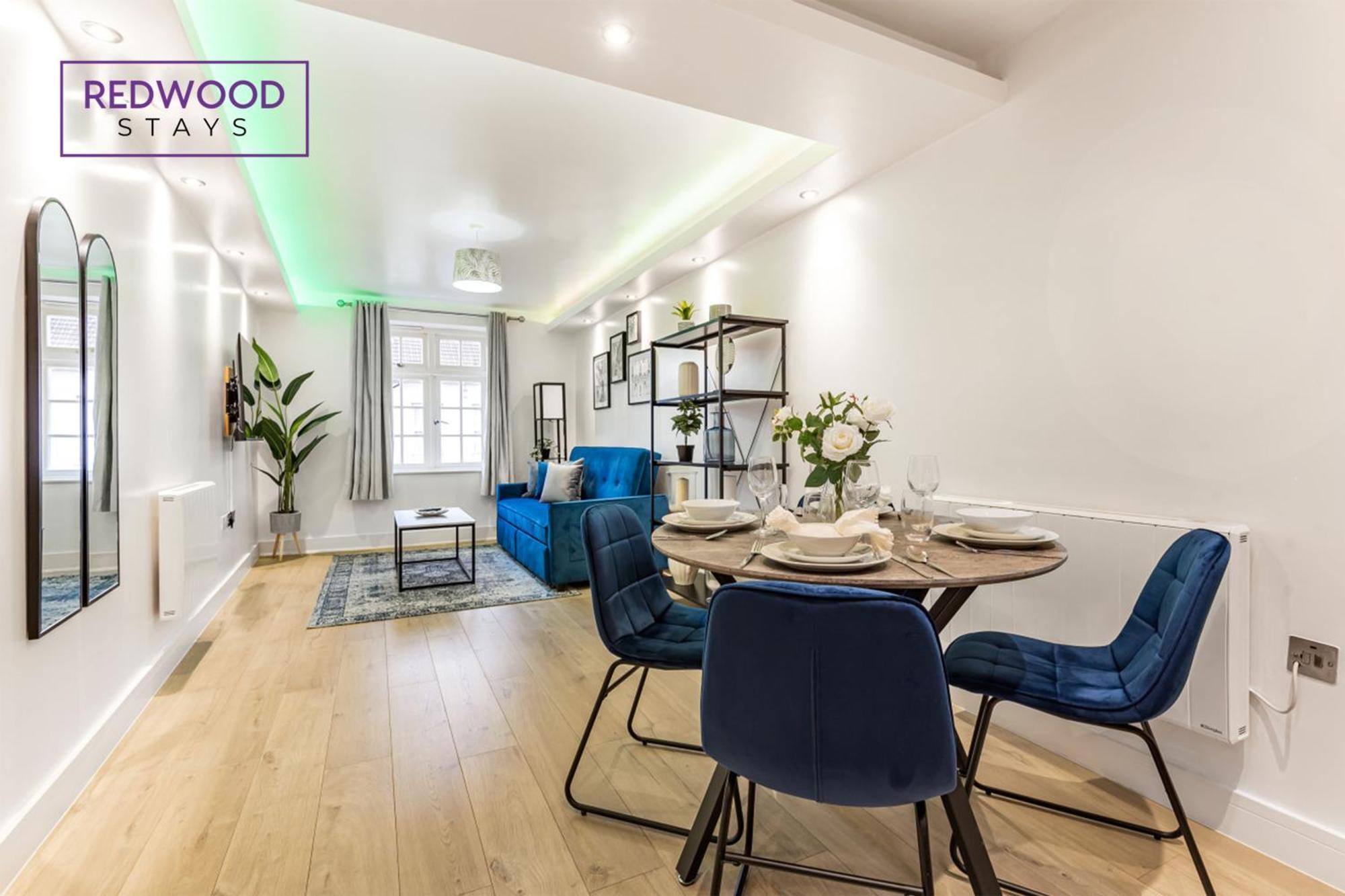 1 Bed 1 Bath Town Center Apartments For Corporates & Contractors, Wifi, Netflix And Parking On Selected Units By Redwood Stays Алдерсхот Экстерьер фото