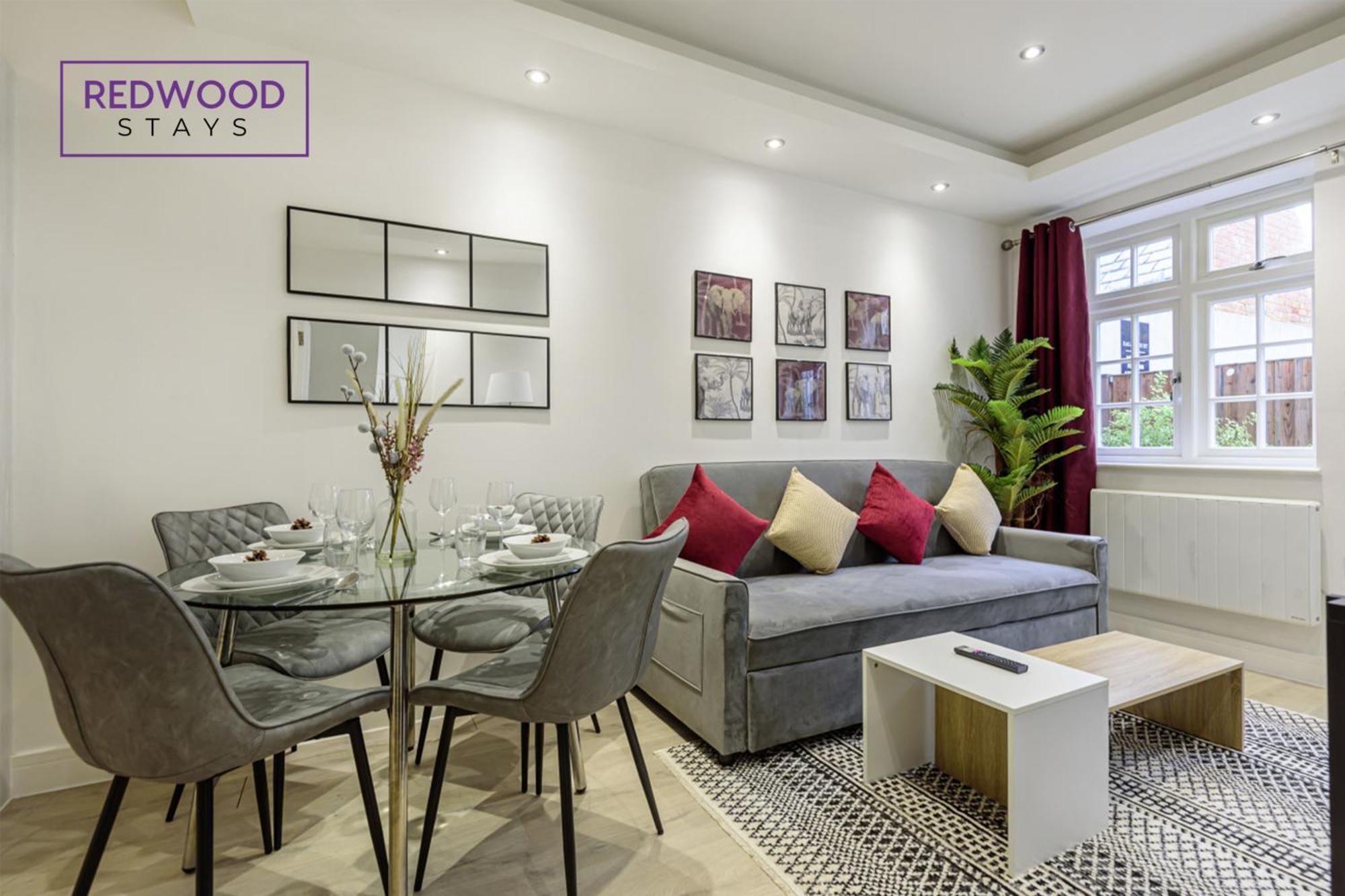 1 Bed 1 Bath Town Center Apartments For Corporates & Contractors, Wifi, Netflix And Parking On Selected Units By Redwood Stays Алдерсхот Экстерьер фото